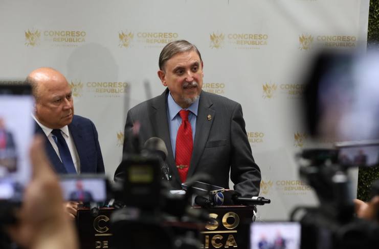 Con la promesa de no politizar la comisión, presidente de postuladora anuncia primeras acciones y fechas de trabajo Miquel Cortés, rector de la Universidad Rafael Landívar. Foto LA Hora: Daniel Ramírez