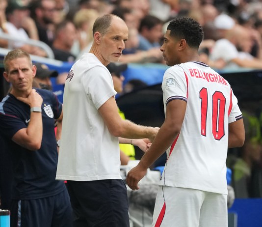 Tuchel reconoce el dolor de la semifinal, pero celebra el histórico tercer lugar de Inglaterra Thomas Tuchel resaltó el significado del tercer lugar conseguido por Inglaterra en el Mundial.