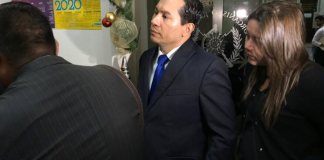 El exdiptuado Armando Escribá, quedó libre de cargos luego que la CC emitiera un amparo en defintiva a su favor tras advertir errores de la FECI dirigida por Rafael Curruchiche. Foto La Hora: Archivo