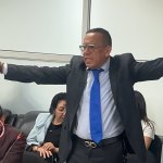 El abogado defensor de Kevin Malouf renunció a seguir representándolo tras una serie de desacuerdos entre ambos.