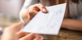 ¿Trabajas, pero estás suspendido o lo estuviste? Así aplica el pago del Bono 14 para estos casos Personas trabajadoras suspendidas mantienen el derecho al Bono 14.