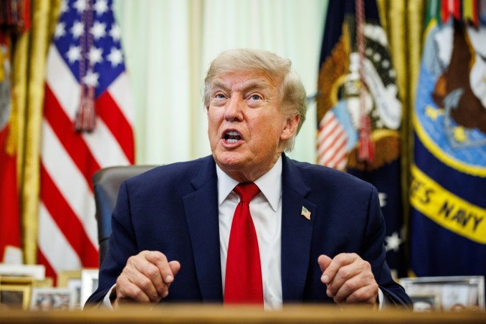 Trump asegura que Cuba se está acercando a la órbita de Estados Unidos Archivo del presidente Donald Trump. Foto La Hora: EFE
