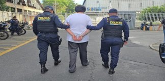 Caso Jorge Calvo: hijo detenido por presunto ataque con arma blanca permanece en Torre de Tribunales El hijo del exviceministro de Energía y Minas Jorge Calvo, es el principal sospechoso de la muerte de su padre. Foto: PNC
