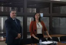 Caso Odebrecht: Tribunal modifica delito a cuñada de Baldizón y la condena a la mitad de la pena solicitada por el MP El Tribunal de Mayor Riesgo A cambió el delito en contra de Celina Vargas, cuñada de Manuel Baldizón y la condenó a 6 años de prisión. Foto La Hora: Daniel Ramírez