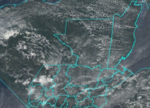 Onda del este número 15 se acerca a Guatemala en un día de altas temperaturas