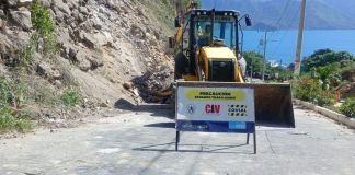 Sismo en Guatemala: Covial atiende derrumbes en carreteras del occidente Limpieza carreteras derrumbes San Pedro La Laguna