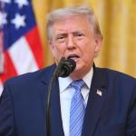 El presidente de EE.UU., Donald Trump, fue captado este 16 de julio al dirigirse a la nación, desde la Casa Blanca, en Washington DC. Foto La Hora: EFE