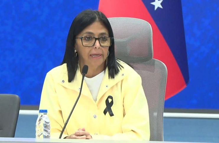 La presidenta encargada de Venezuela, Delcy Rodríguez, informó que mantiene conversaciones con el Departamento de Estado de EE. UU. y el FMI.