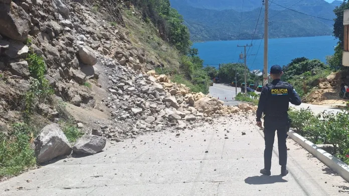 derrumbe san pedro la laguna solola - foto PNC