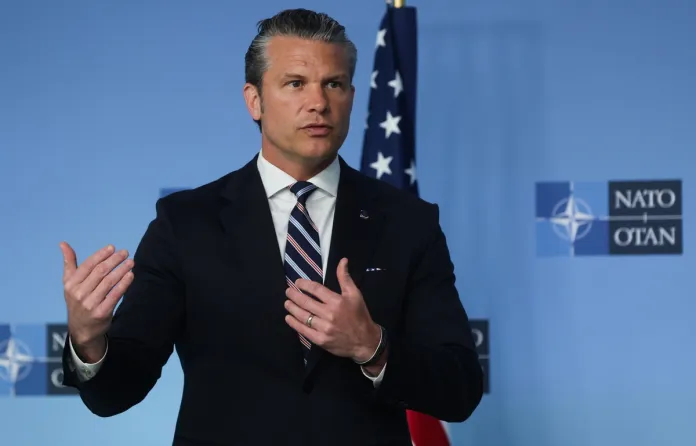 Senadores de EE.UU. cuestionan plan del Pentágono para evaluar testosterona en militares Archivo del secretario de Guerra de Estados Unidos, Pete Hegseth. Foto La Hora: EFE