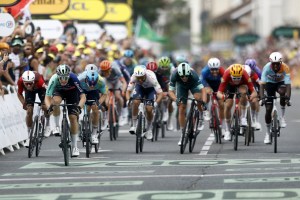 Foto del final de la quinta etapa del Tour de Francia. Foto: EFE.