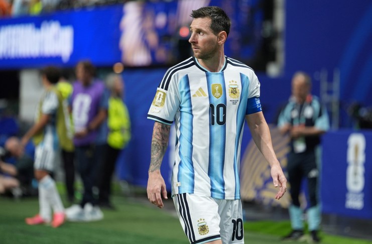 Lionel Messi, por medio de una emotiva publicación en sus redes sociales, anunció su retiro de la Selección de Argentina.