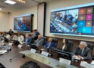 Autoridades del MEM, INDE y Comisión Nacional de Energía Eléctrica, se refieren a la iniciativa de ley de infraestructura para el transporte de energía. Foto: La Hora