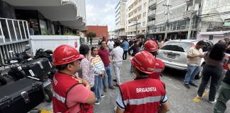 Estas son las medidas que recomienda CONRED para mantenerse a salvo durante un sismo Esta mañana se registro un sismo de de 5.6 en escala de richter. Foto La Hora