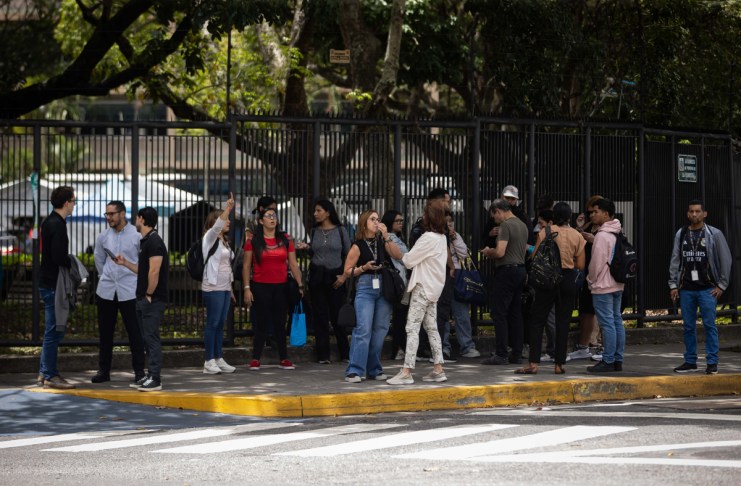 Evacuaciones y pánico por nuevo sismo en Venezuela