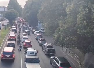 Tránsito lento hacia la capital por accidente vehicular en el km 9 de carretera a El Salvador Fraijanes accidente carretera a el salvador