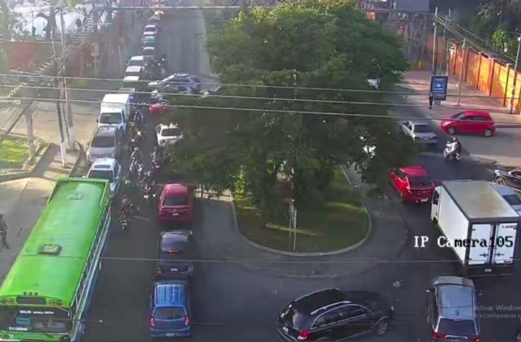 PMT descarta bloqueos en la capital, pero reporta fuerte carga vehicular por accidentes y fallas mecánicas en vehículos.