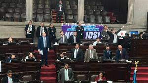 Aprueban eliminación del IUSI para viviendas y fijan en 9 por millar para los inmuebles de uso comercial