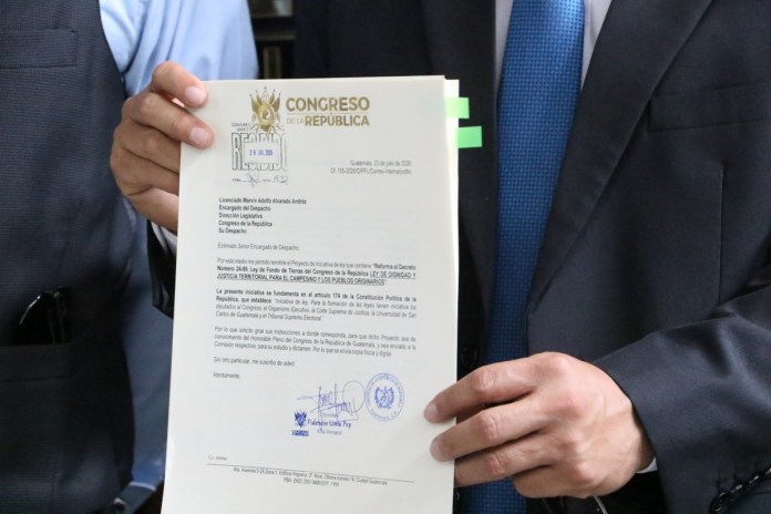 La iniciativa de ley promueve la titulación colectiva en un área del parque Laguna del Tigre. Foto: Congreso de la República