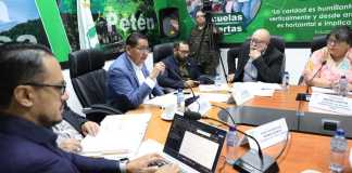 El diputado José Inés Castillo decidió regresar con la secretaria general de la UNE y ha impulsado varias interpelaciones. Foto: Congreso de la Republica
