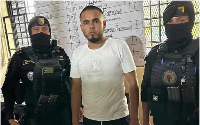 Reo notificado de extradición es hermano de otro requerido por Estados Unidos por vinculos con el Cártel de Sinaloa. Foto La Hora: PNC