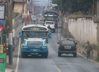 Este miércoles se retoman labores en el transporte de Antigua tras dos días sin servicio Transporte extraurbano de Sacatepéquez reactiva labores este miércoles luego de dos días de paro.