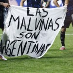 Letrero "Las Malvinas son argentinas"