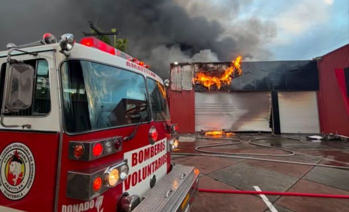 luxtor Incendio km 29 ruta al pacífico