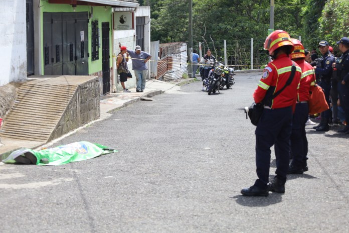 menor Adolescente de 14 años fallece tras ataque armado en la colonia Santa Rosita. Foto La Hora: CBM.