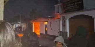 Tras hechos violentos en Nebaj, Quiché, OJ respalda a jueza que ordenó desalojo de anciana El OJ se pronunció tras los hechos registrados en Nebaj, Quiché, luego que pobladores quemaran la casa de una juzgadora. Foto La Hora: Redes Sociales