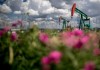Los precios del petróleo comienzan a mostrar una baja a nivel internacional. Foto La Hora: EFE