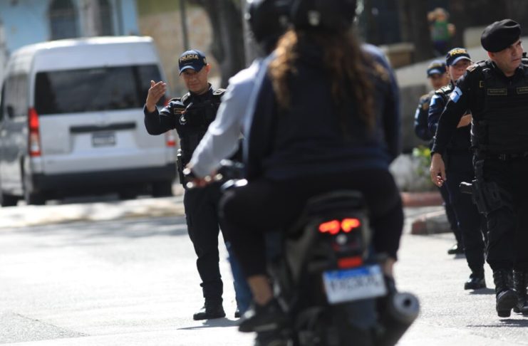 PNC intensifica operativos tras fin de semana violento y pide al MP y OJ evitar que capturados vuelvan a las calles De acuerdo con las autoridades, habrá más presencia policial en zonas con mayor incidencia criminal. Foto: La Hora/PNC.