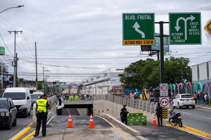 paso a desnivel Miguel Ángel Álvarez Corado