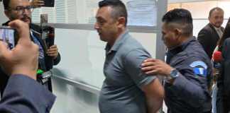 El Juzgado de Turno dejó en libertad al piloto de bus involucarado en el accidente de la zona 15 y espera resovler la situanción del conductor que habría provocado incidente. Foto La Hora: Sergio Osegueda