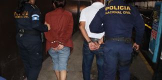 PNC captura en Escuintla a padre e hija buscados por estafa