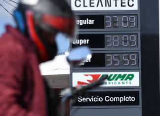 Los precios de los combustibles han registrado alzas constantes en las últimas tres semanas. Foto La Hora: José Orozco.
