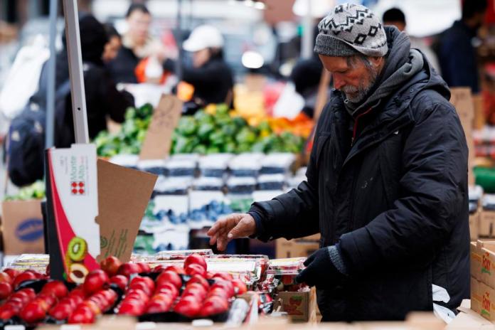 La inflación en Estados Unidos registró una baja debido a la caída en el precio de la energía. Foto La Hora: EFE