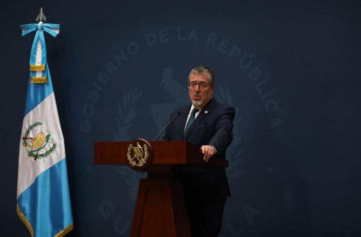 Pese a reconocer irregularidades en elección de Walter Mazariegos, Arévalo deja en manos de la CC y jueces el futuro de la Usac El presidente Arévalo se pronunció sobre la elección de Walter Mazariegos y su toma de posesión.