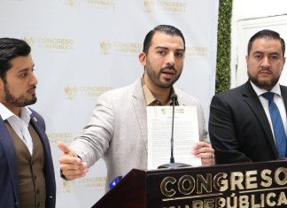 Los tres diputados que eran de Vamos promueven reformas a la Ley del Programa del Adulto Mayor. Foto: Congreso de la República