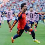 Ferrán Torres de España celebra un gol este domingo, que prometió raparse en caso de ganar. EFE/ Lavandeira Jr