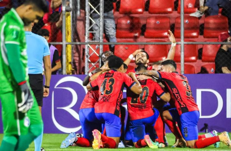 Mena rescata el empate para Municipal y evita la derrota ante el Cartaginés de Amarini Villatoro Rojos-Cartaginés