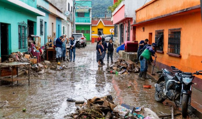 San Cristóbal Verapaz, Alta Verapaz, y comunidades de El Estor, Izabal, han sido los más afectados por el paso de las lluvias del miércoles.