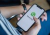 ¿Es WhatsApp el canal de comunicación dentro de su empresa, incluso para enviar archivos? Foto: Worawee Meepian / Shutterstock.