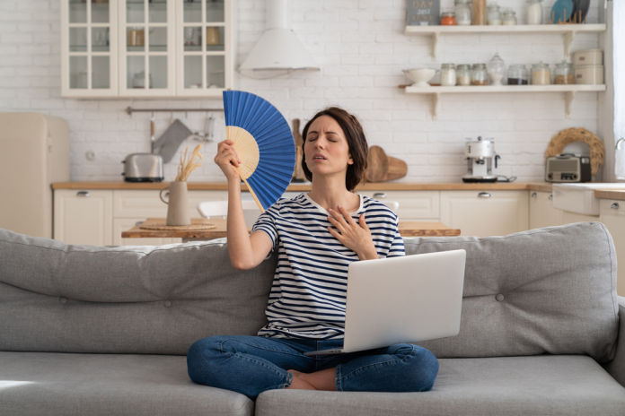 calor, sudor, sudar El sudor nos ayuda con la termorregulación del cuerpo. Foto: DimaBerlin / Shutterstock.