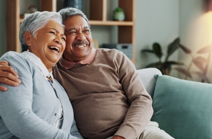 Mejores hábitos ayudan a reducir la probabilidad de demencia en adultos mayores, según la investigación. Foto: PeopleImages / Shutterstock.