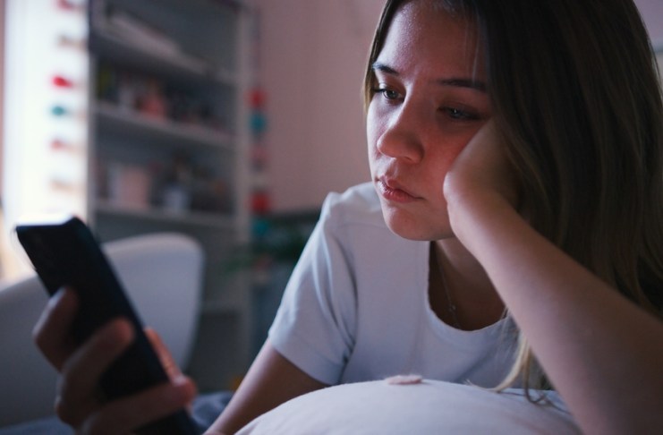 La tecnología también nos puede causar estrés. Foto: Monkey Business / Shutterstock.
