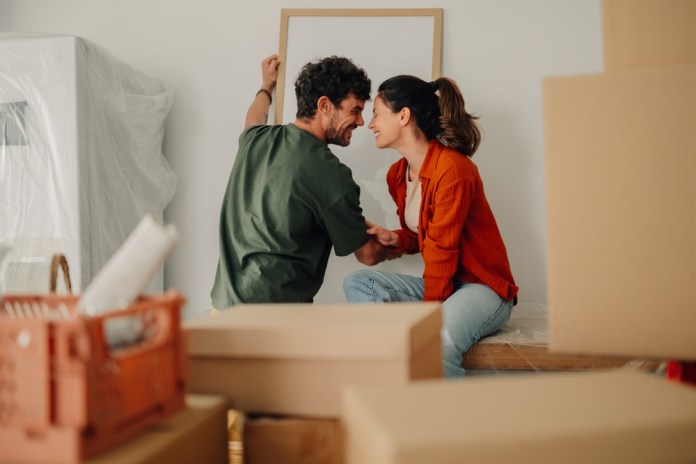 Tener un apartamento es un sueño de muchas familias, y la plusvalía podría ser un punto a considerar. Foto: Zamrznuti tonovi / Shutterstock.
