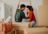 Plusvalía, un factor subestimado que puede mejorar la búsqueda de un apartamento Tener un apartamento es un sueño de muchas familias, y la plusvalía podría ser un punto a considerar. Foto: Zamrznuti tonovi / Shutterstock.