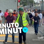Con el paso del fuerte sismo en horas de la mañana, trabajadores de edificios públicos y privados atendieron los protocolos de seguridad. Foto La Hora: Daniel Ramírez