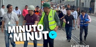En vivo: Insivumeh confirma que sismo de 7.4 fue sensible en todo el país y van 42 réplicas Con el paso del fuerte sismo en horas de la mañana, trabajadores de edificios públicos y privados atendieron los protocolos de seguridad. Foto La Hora: Daniel Ramírez